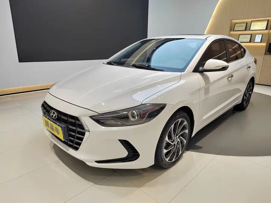 Hyundai elantra