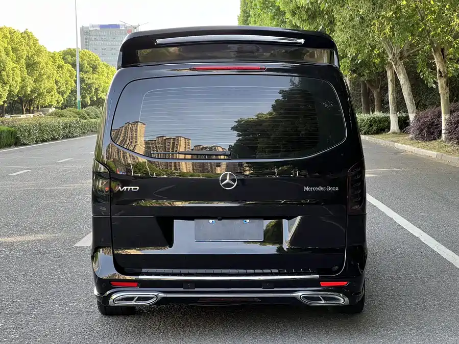 Mercedes Benz Vito