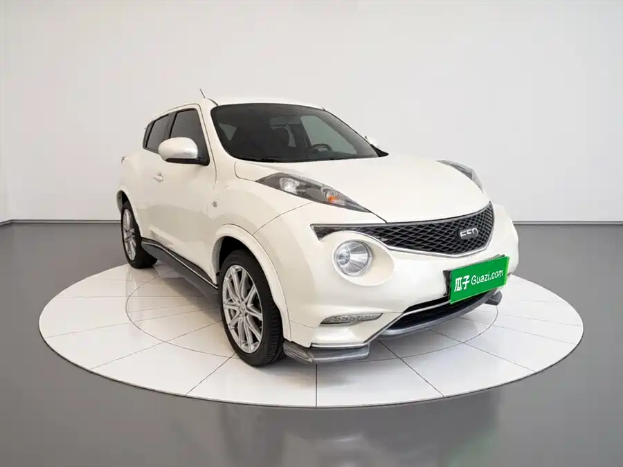 Infiniti ESQ