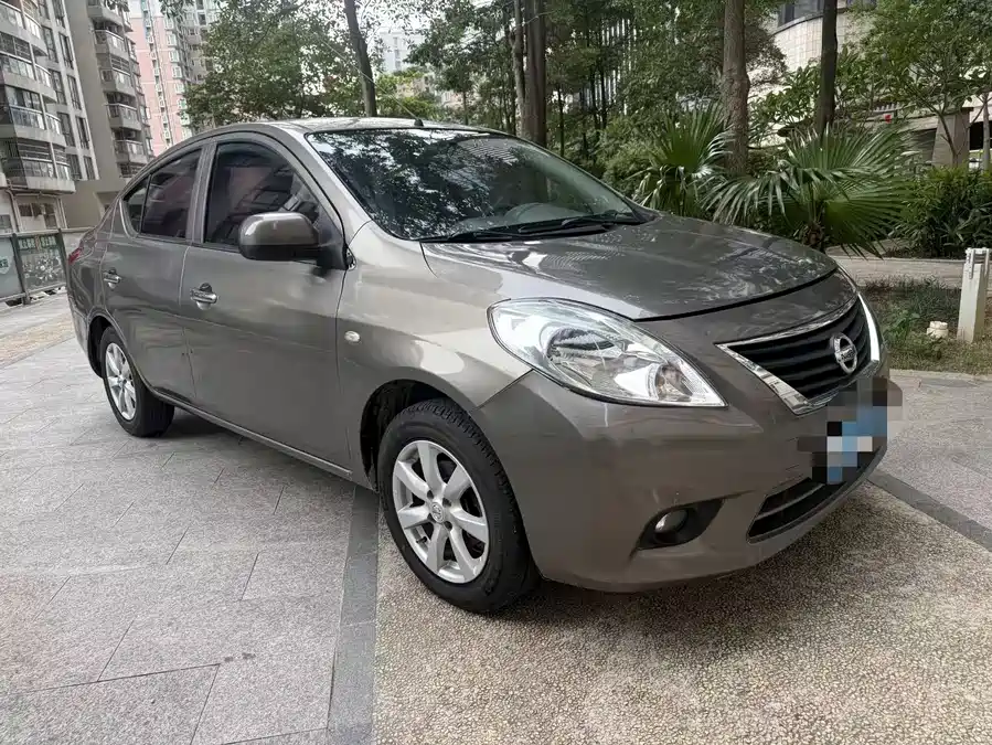 Nissan Sunny