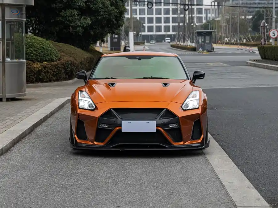 Nissan GT-R