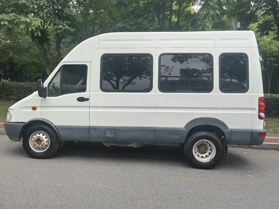 Iveco Bodi