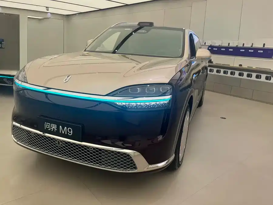 AITO Wenjie M9