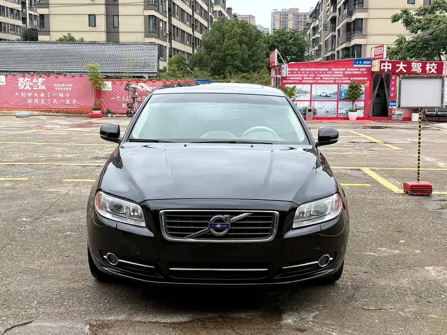 Volvo S80L