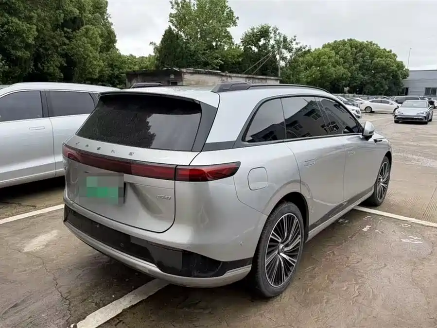 Xpeng G9