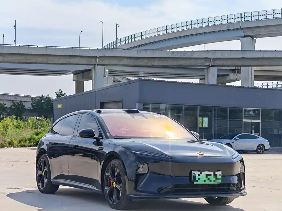 NIO ET5T