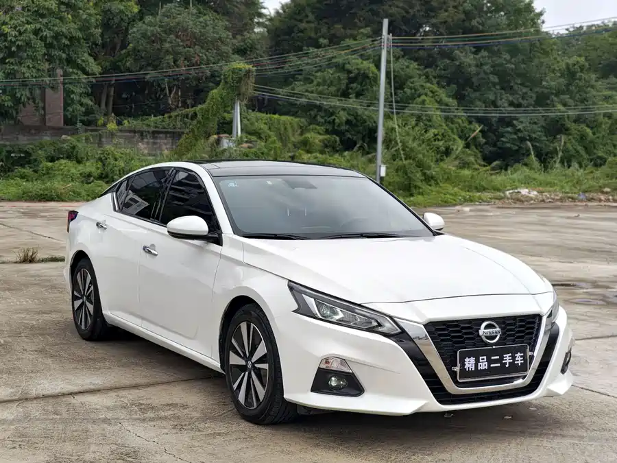Nissan Teana