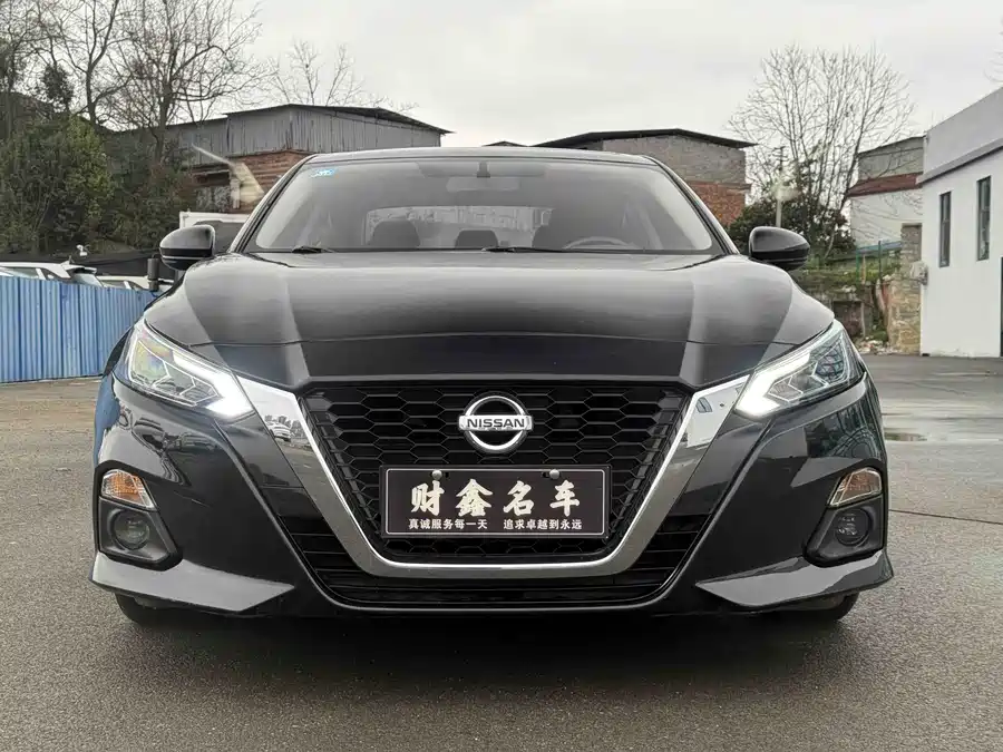 Nissan Teana