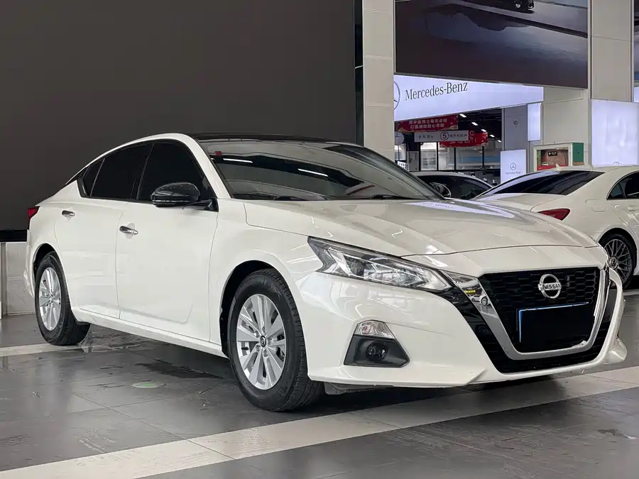 Nissan Teana