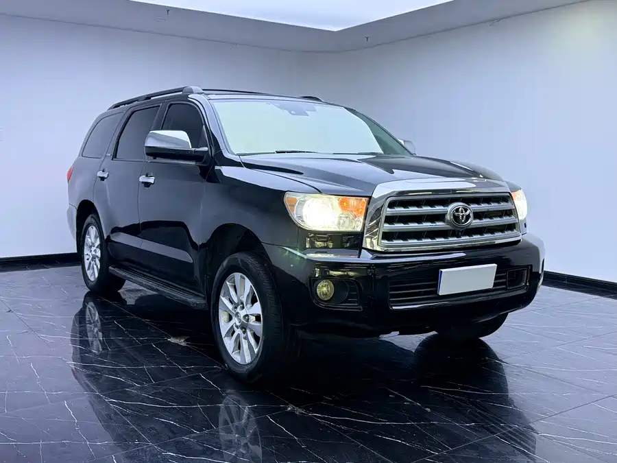 Toyota Sequoia