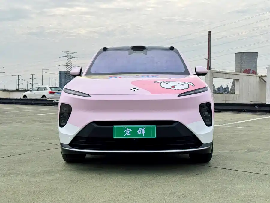 NIO ES8