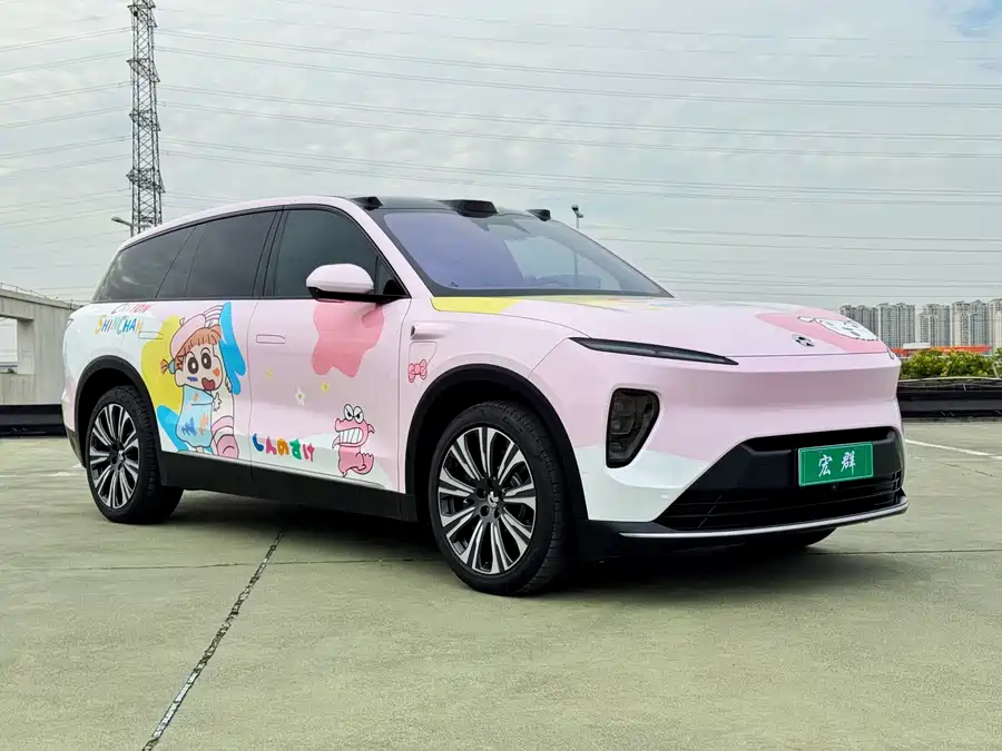 NIO ES8