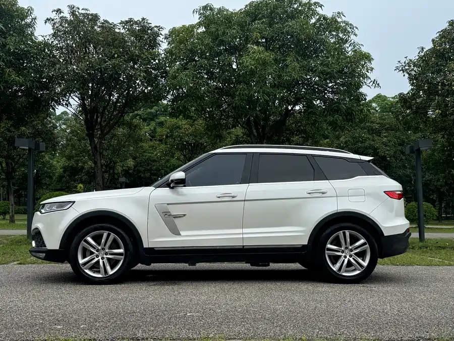 Zotye T700