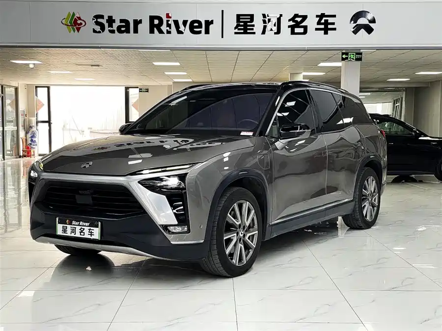 NIO ES8