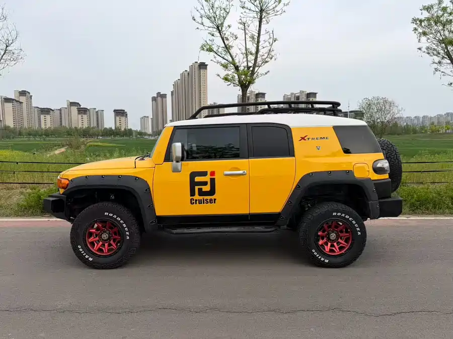 Toyota FJ Cruiser