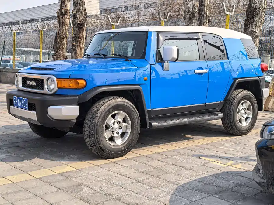 Toyota FJ Cruiser