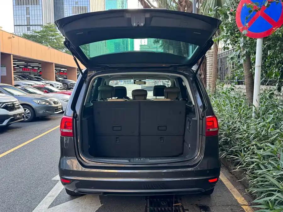 Volkswagen Sharan