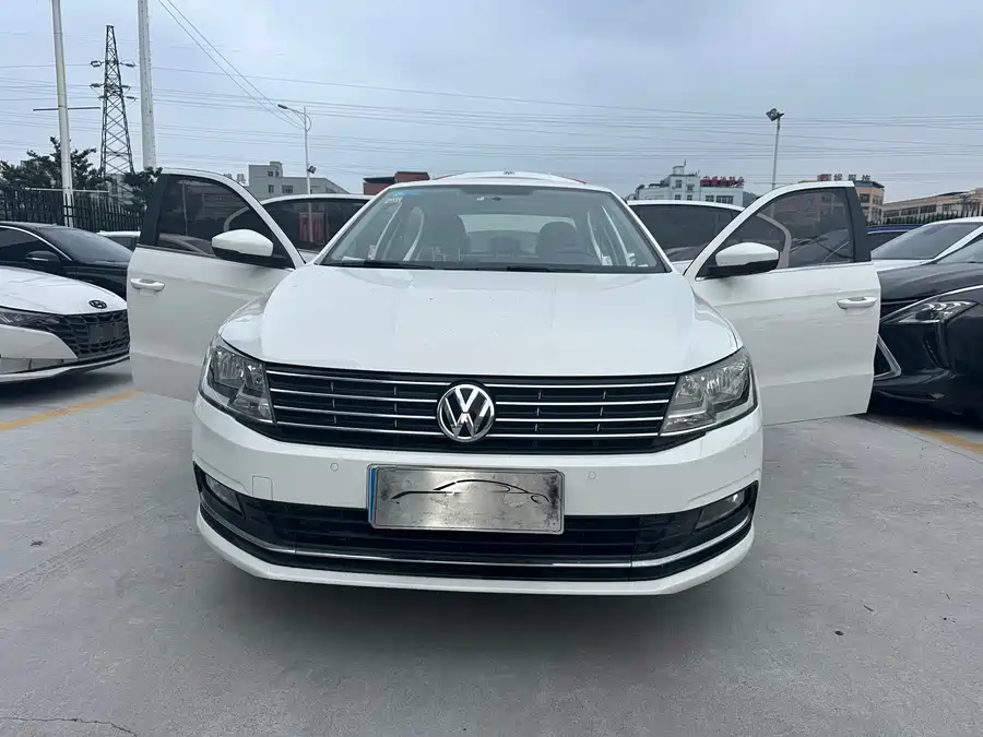 Volkswagen Lavida