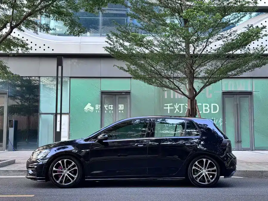Volkswagen golf