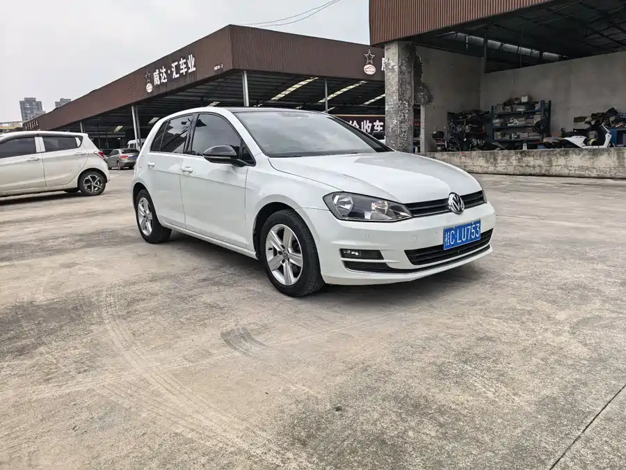 Volkswagen golf