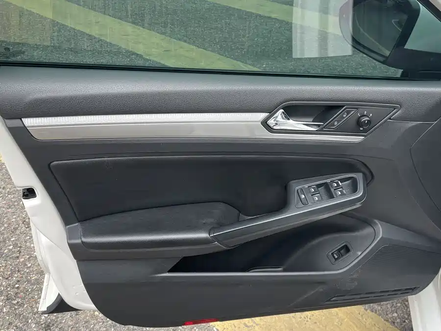 Volkswagen Lingdu
