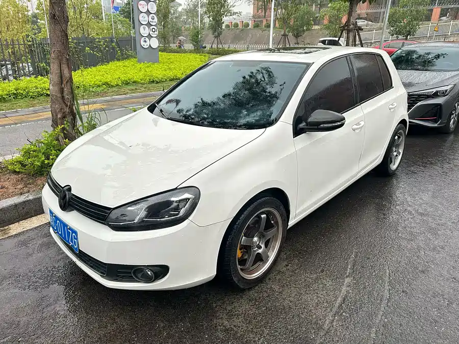 Volkswagen golf