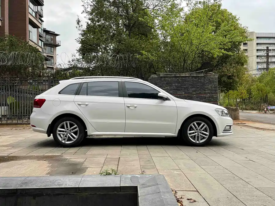 Volkswagen Lavida Wagon