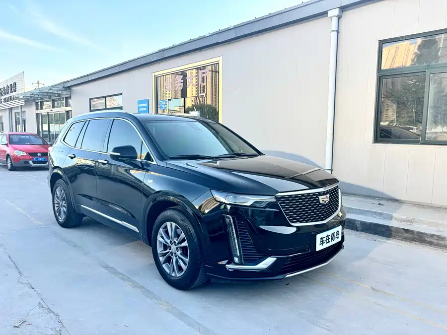 Cadillac XT6