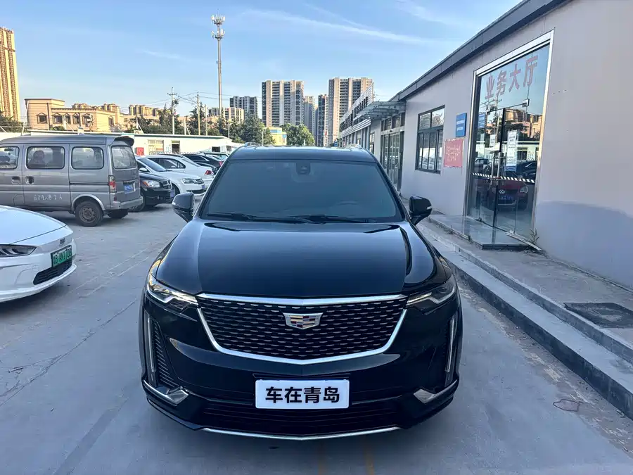 Cadillac XT6