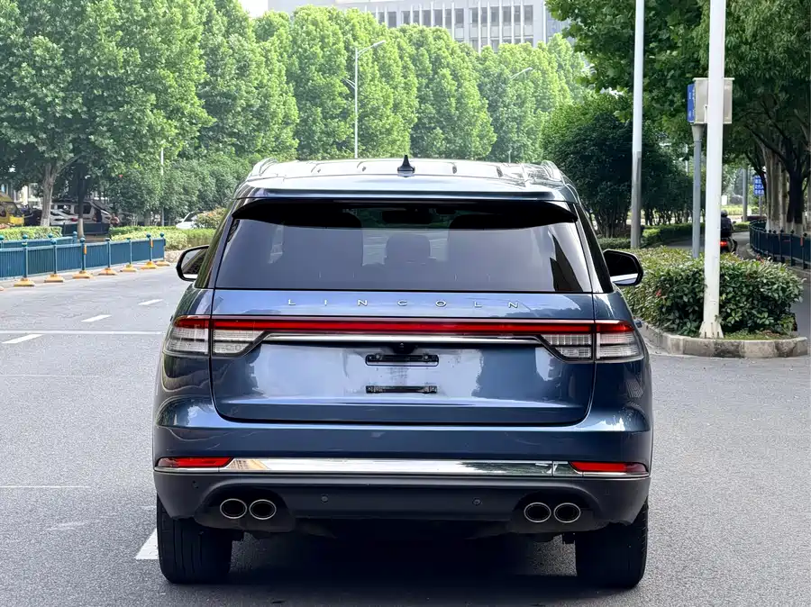 Lincoln Aviator