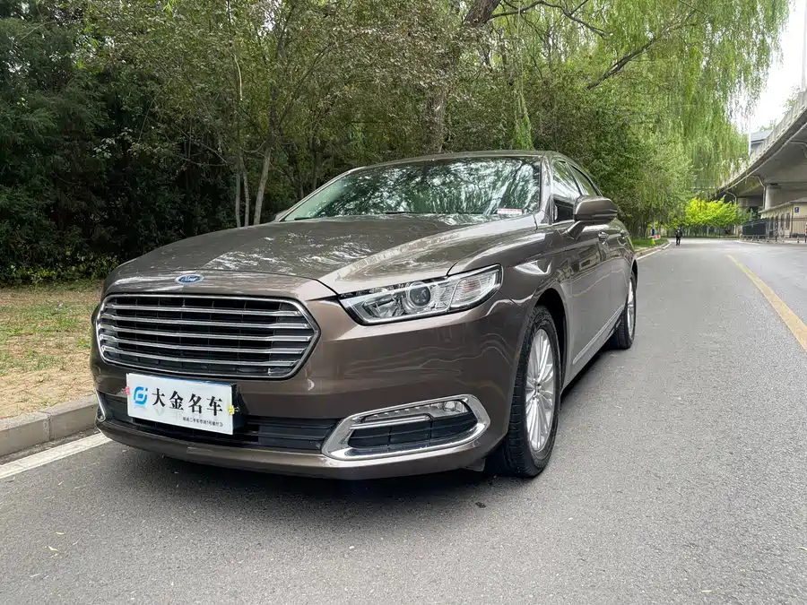 Ford Taurus