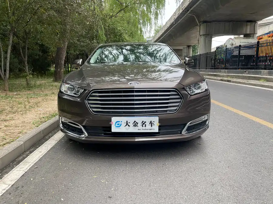 Ford Taurus