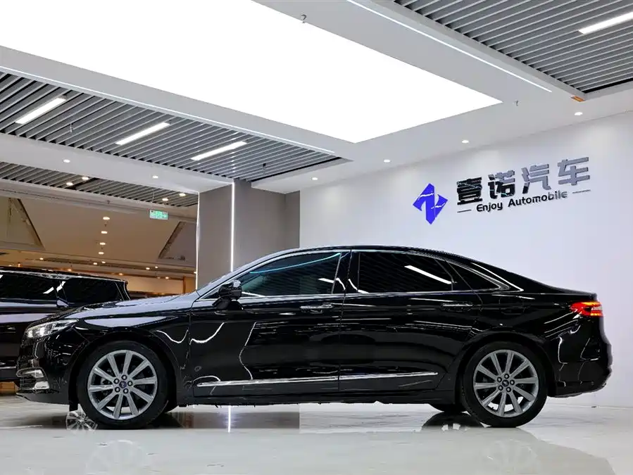 Ford Taurus