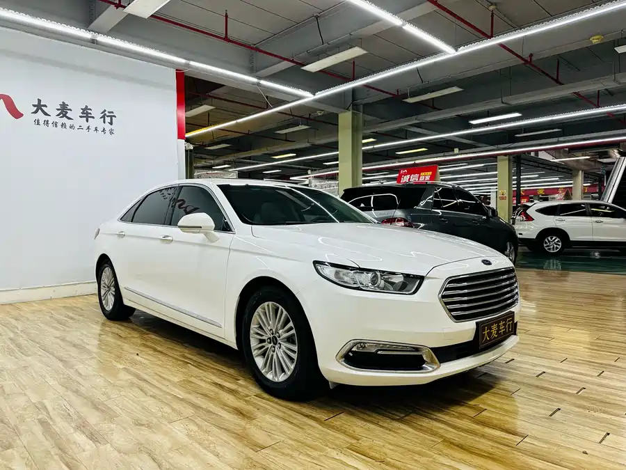 Ford Taurus