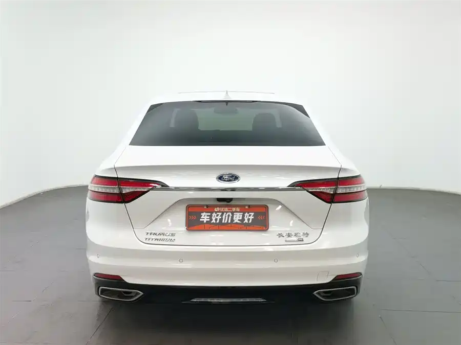 Ford Taurus