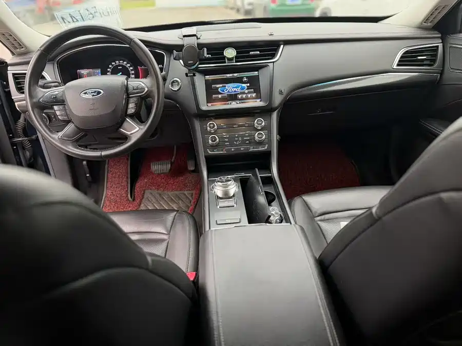 Ford Taurus