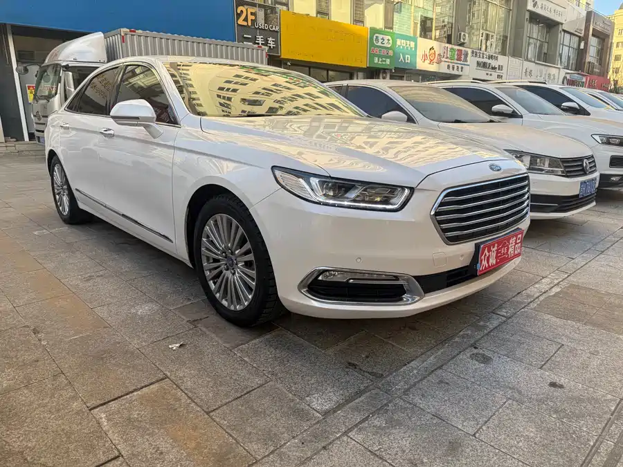 Ford Taurus