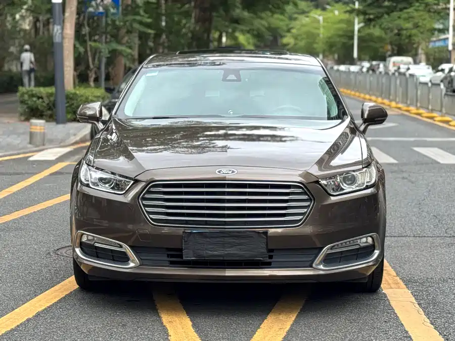 Ford Taurus