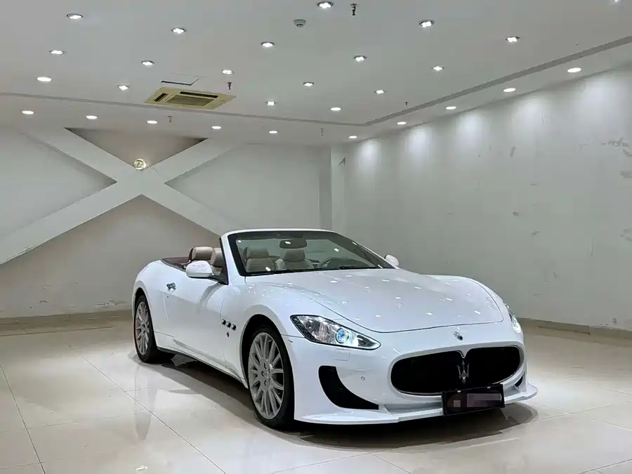 Maserati GranCabrio