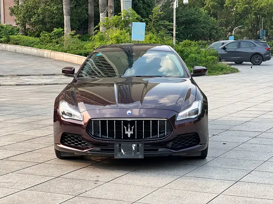 Maserati President