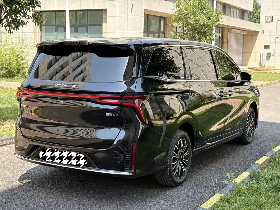 Dongfeng Xinghai V9