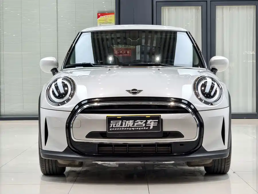 MINI 