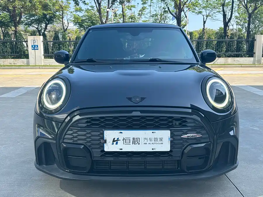 MINI 
