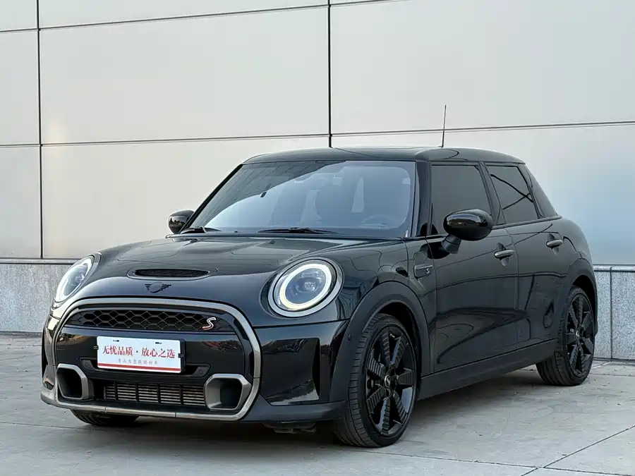 MINI 