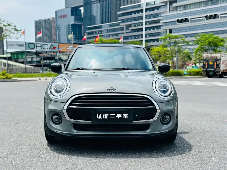 MINI 