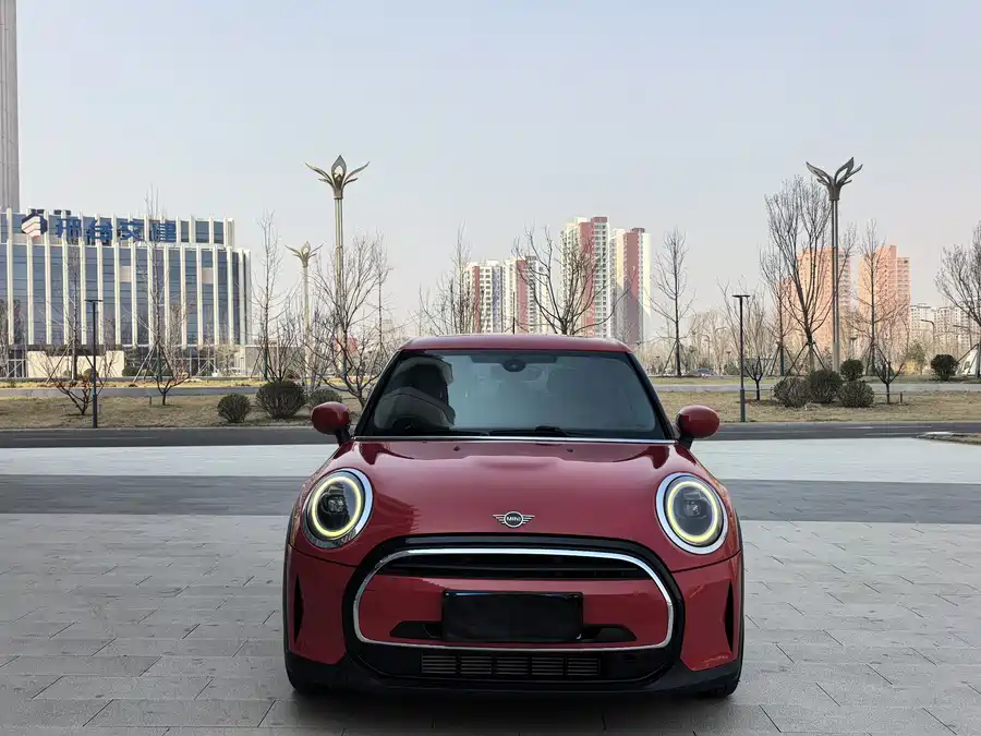 MINI 