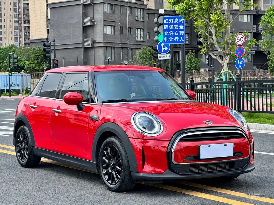MINI 