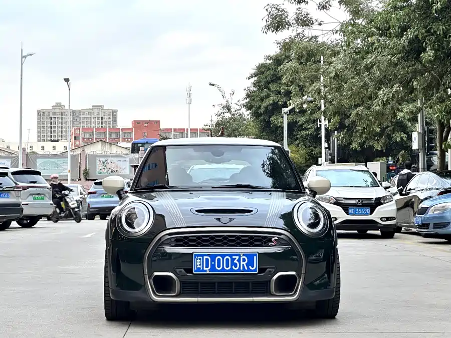 MINI 
