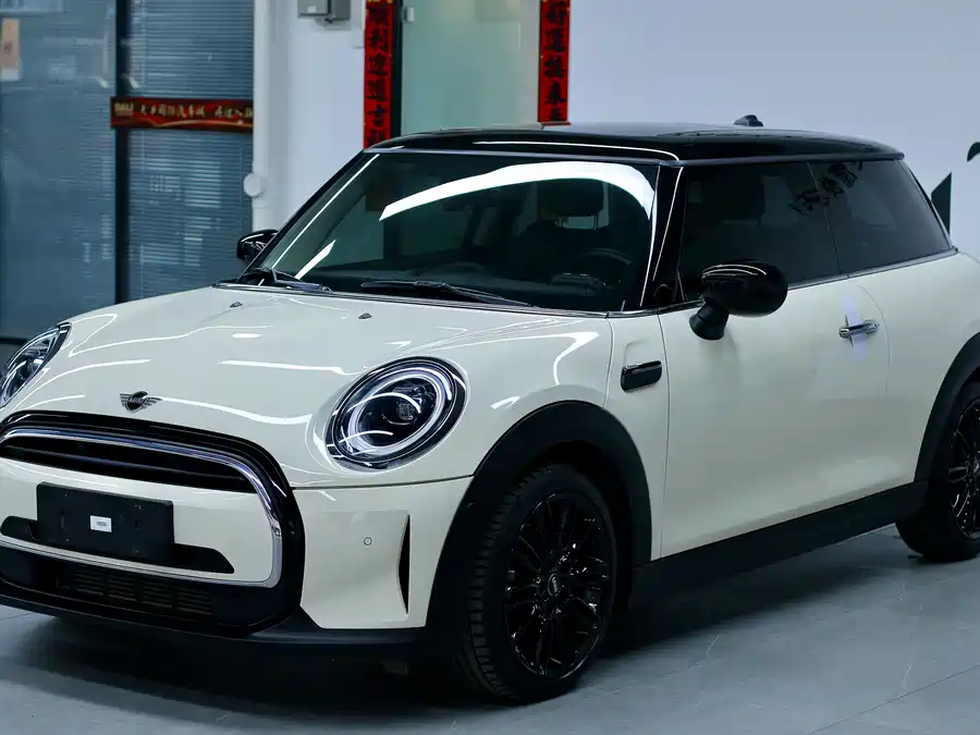 MINI 
