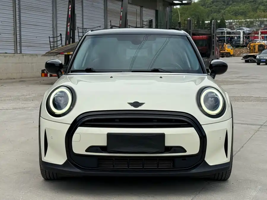 MINI 